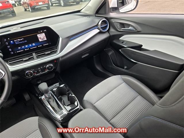 2025 Chevrolet Trax FWD 4dr LT