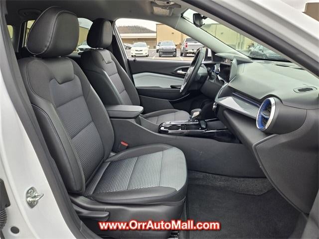 2025 Chevrolet Trax FWD 4dr LT