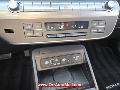 2024 Hyundai KONA SEL FWD