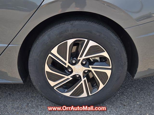 2023 Hyundai SONATA Hybrid Blue 2.0L *Ltd Avail*