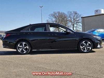2023 Hyundai ELANTRA Limited IVT