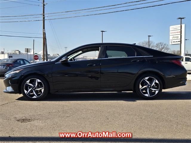 2023 Hyundai ELANTRA Limited IVT