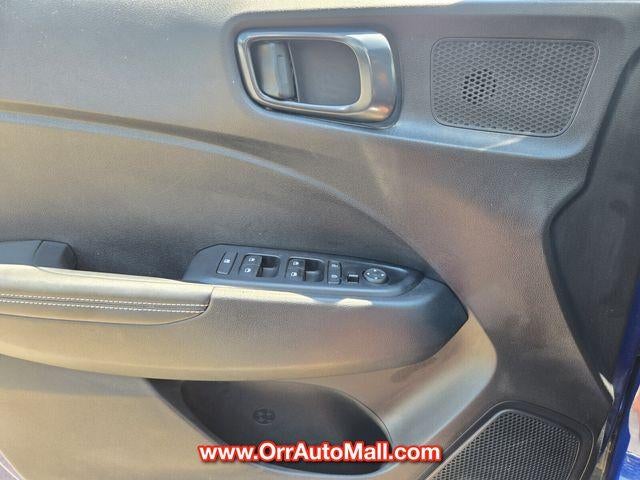 2025 Hyundai VENUE Limited IVT