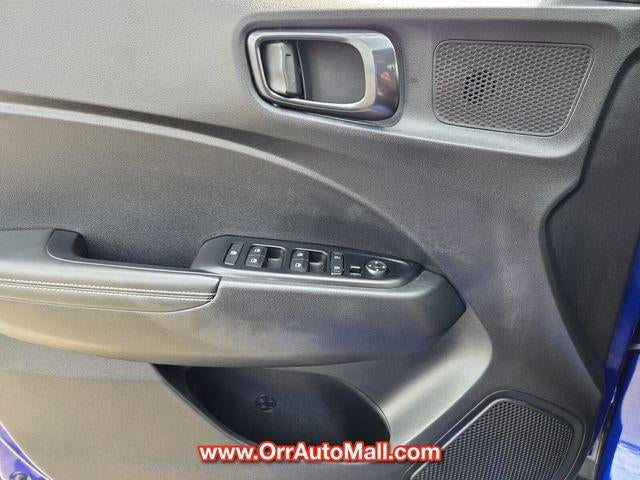 2025 Hyundai VENUE Limited IVT