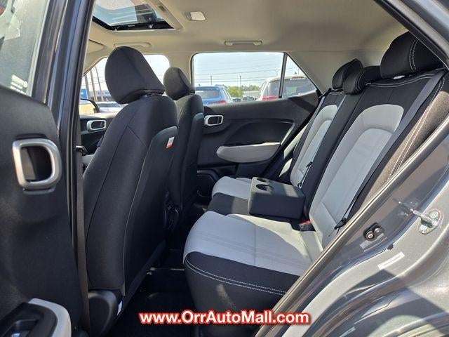 2025 Hyundai VENUE SEL IVT