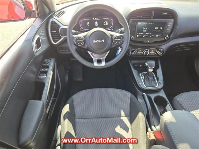 2025 Kia Soul LX FWD