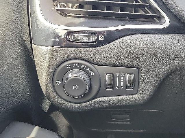 2021 Jeep Cherokee Altitude FWD