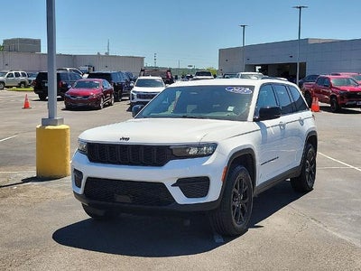 2025 Jeep Grand Cherokee Altitude 4x4
