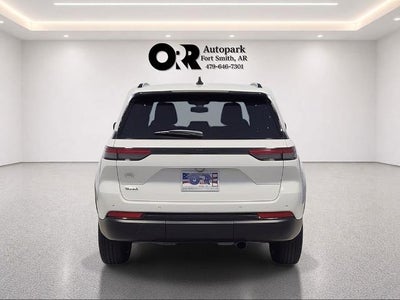 2025 Jeep Grand Cherokee Altitude 4x4