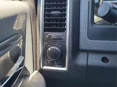 2020 RAM 1500 Classic SLT 4x4 Crew Cab 6'4" Box