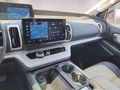 2025 Ford Expedition Active 4x4