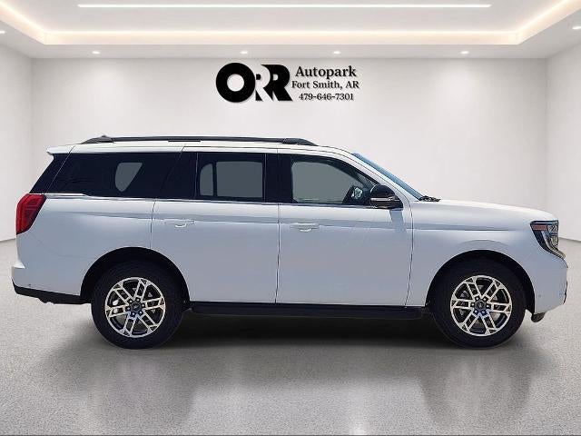 2025 Ford Expedition Active 4x4