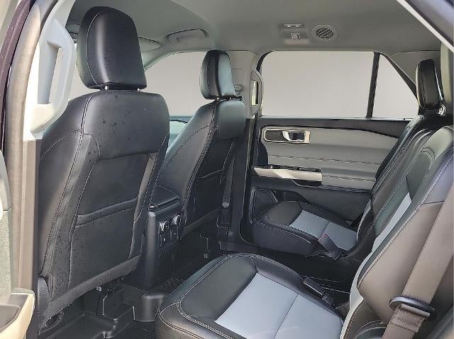 2023 Ford Explorer XLT RWD