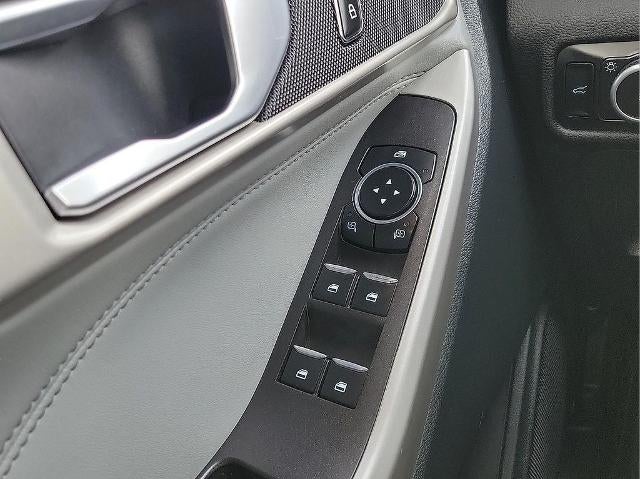 2023 Ford Explorer XLT RWD