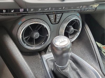 2017 Chevrolet Camaro 2dr Coupe 2LT