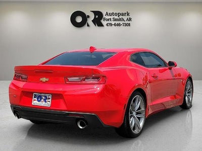 2017 Chevrolet Camaro 2dr Coupe 2LT