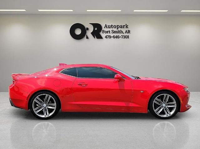 2017 Chevrolet Camaro 2dr Coupe 2LT