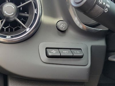 2022 Chevrolet Camaro 2dr Coupe 2LT