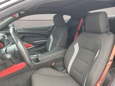2022 Chevrolet Camaro 2dr Coupe LT1