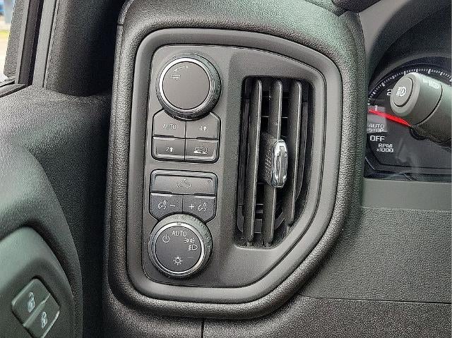 2025 Chevrolet Silverado 1500 Crew Cab Short Box 4-Wheel Drive Custom