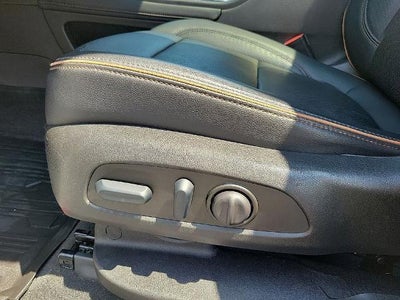 2023 GMC Acadia AWD AT4