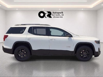 2023 GMC Acadia AWD AT4