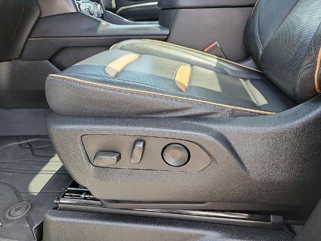 2023 GMC Yukon 4WD 4dr AT4