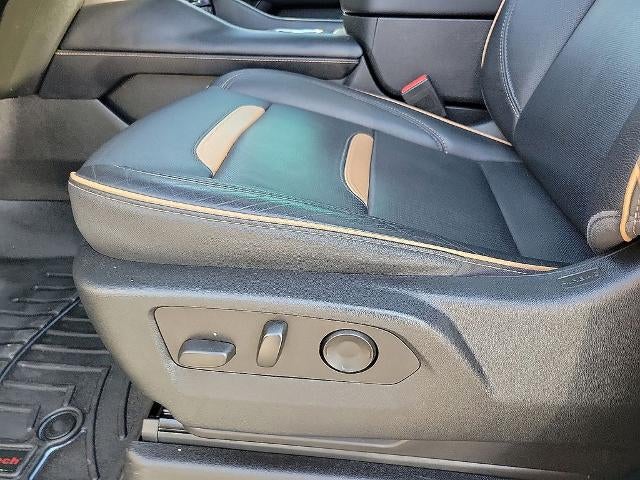 2021 GMC Yukon XL 4WD 4dr AT4