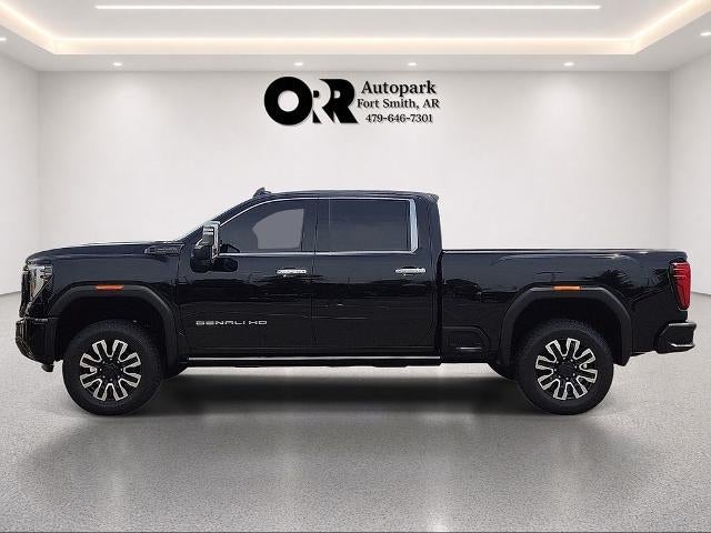 2026 GMC Sierra 2500 HD Crew Cab Standard Box 4-Wheel Drive Denali Ultimate