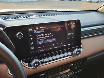 2024 GMC Canyon Crew Cab Short Box 4-Wheel Drive AT4