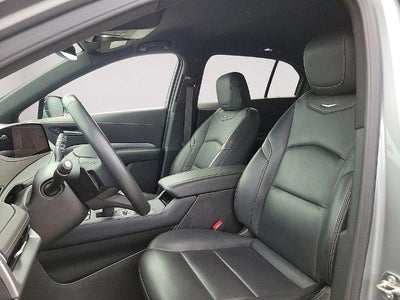 2025 Cadillac XT4 FWD 4dr Premium Luxury