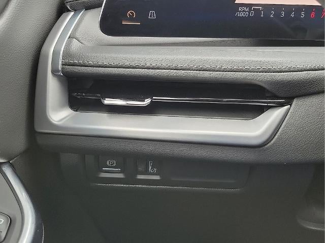 2025 Cadillac XT4 FWD 4dr Premium Luxury