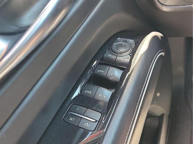2022 Cadillac Escalade 4WD Sport Platinum