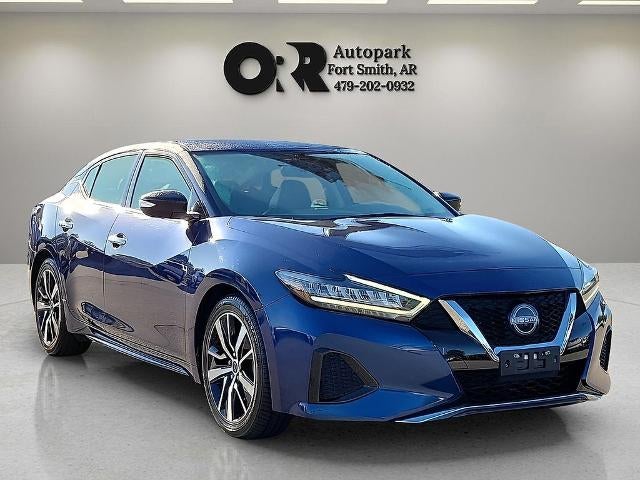 2023 Nissan Maxima SV CVT