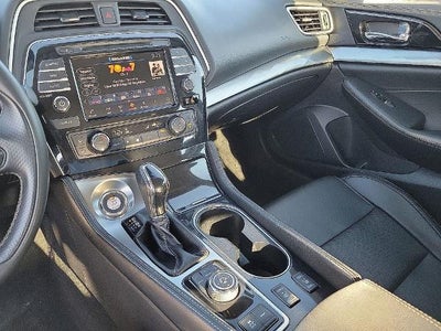 2023 Nissan Maxima SV CVT