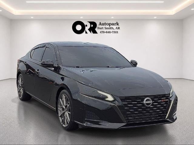 2023 Nissan Altima 2.0 SR Sedan