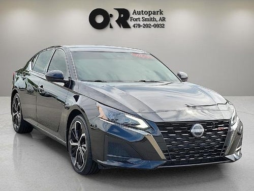2025 Nissan Altima SR FWD