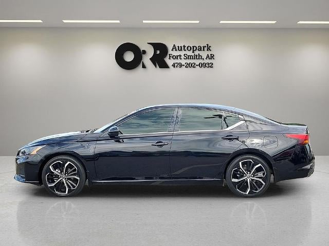 2025 Nissan Altima SR FWD