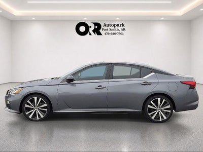2020 Nissan Altima 2.5 SR Sedan