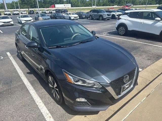 2021 Nissan Altima 2.5 SV Sedan