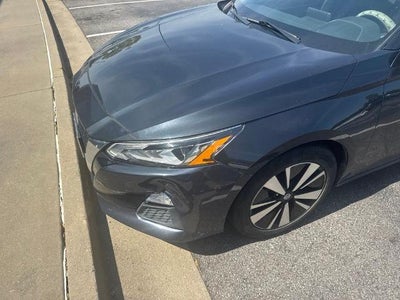 2021 Nissan Altima 2.5 SV Sedan