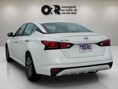 2025 Nissan Altima SV FWD