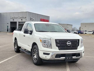 2024 Nissan Titan 4x4 King Cab SV