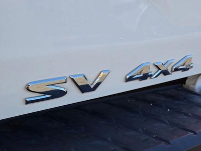 2023 Nissan Titan 4x4 Crew Cab SV