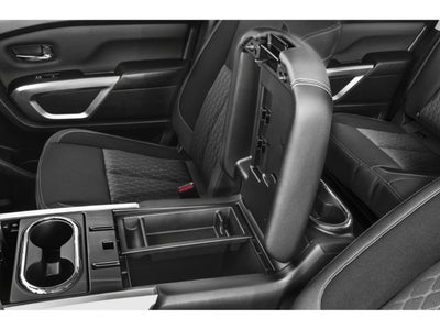 2023 Nissan Titan 4x4 Crew Cab SV