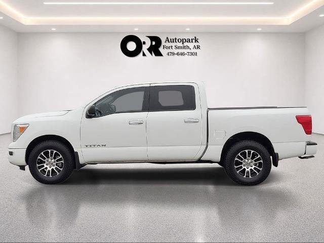 2021 Nissan Titan 4x4 Crew Cab SV