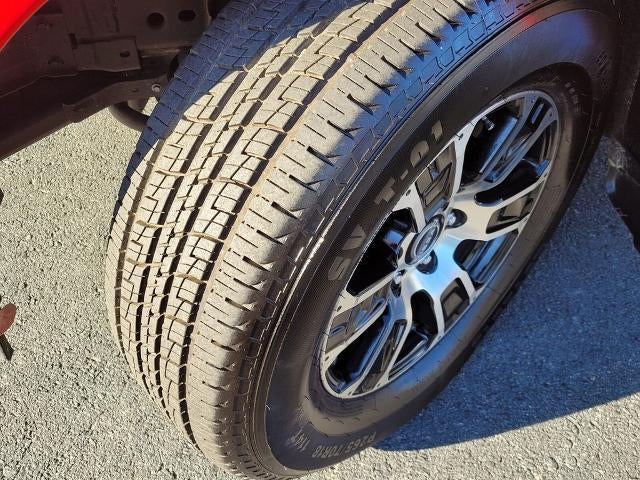 2024 Nissan Titan 4x4 Crew Cab SV