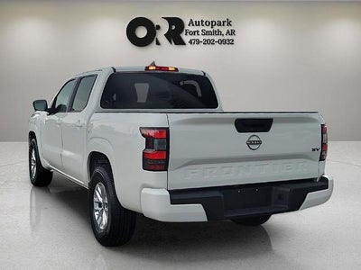 2024 Nissan Frontier Crew Cab 4x2 SV