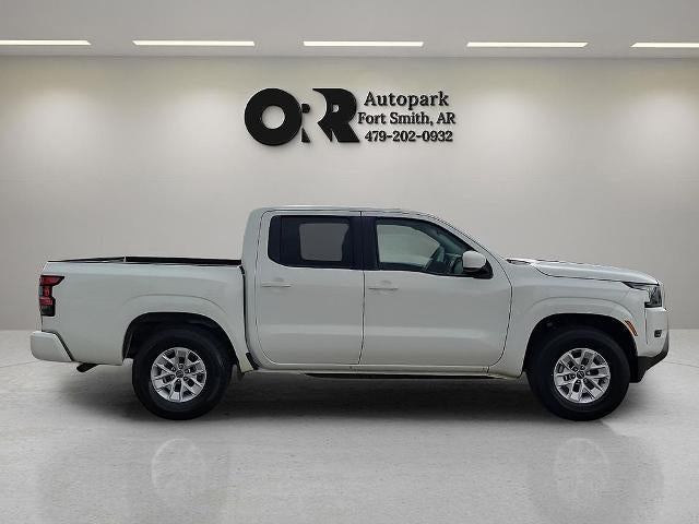 2024 Nissan Frontier Crew Cab 4x2 SV