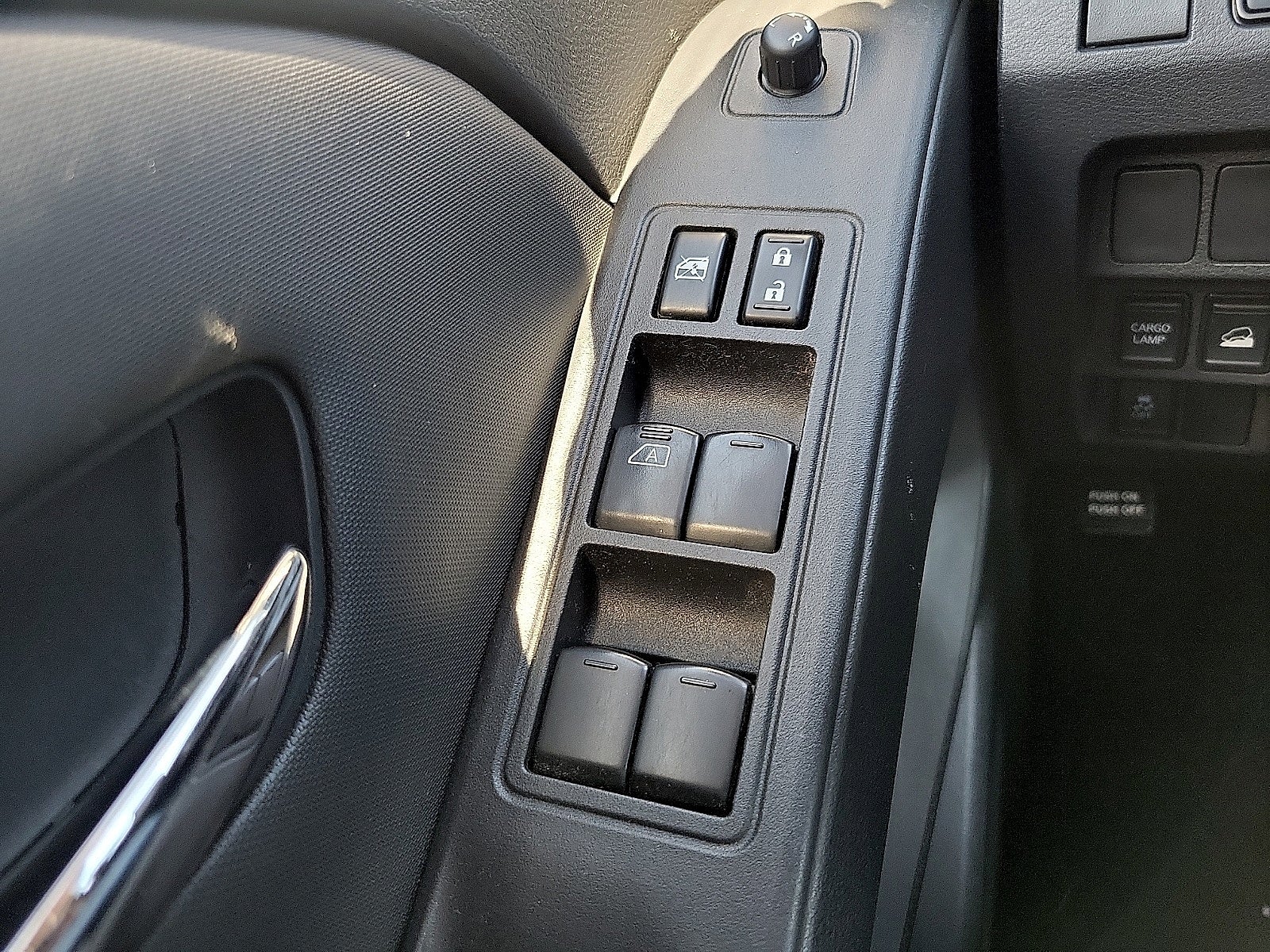 2023 Nissan Frontier Crew Cab 4x4 SV Auto *Ltd Avail*